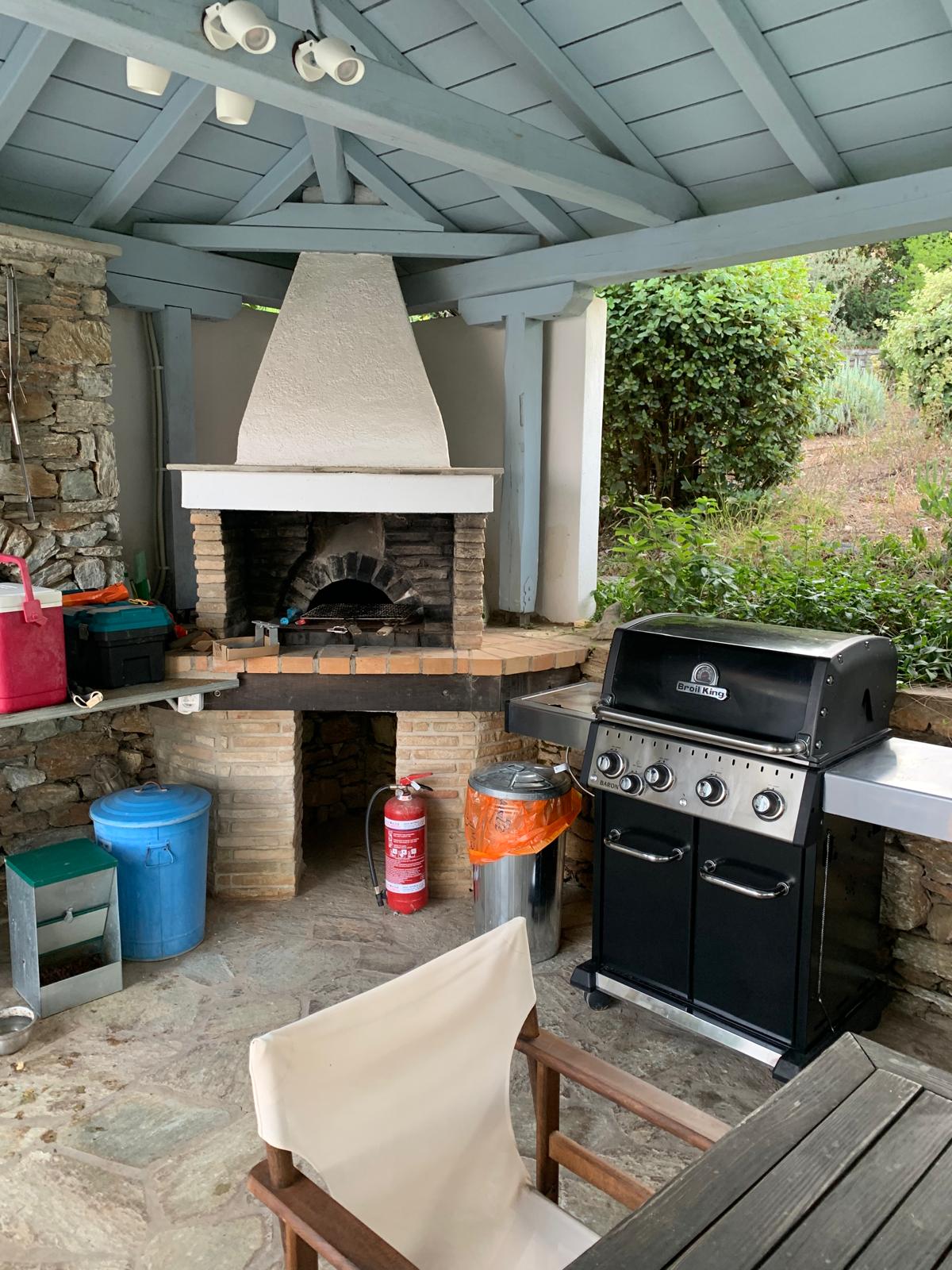 Kitchen area